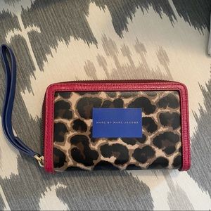 Marc by Marc Jacob Wingman leopard wallet clutch